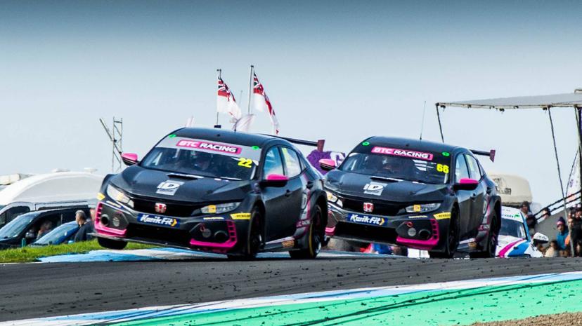 One Motorsport with Starline Racing