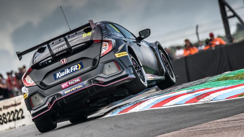 One Motorsport with Starline Racing